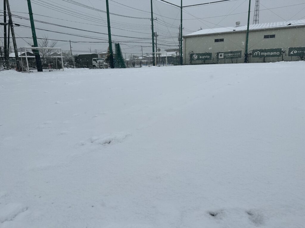 フットサルコートの雪事情