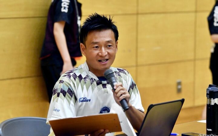 【コラム】スポーツイベントのMC依頼ガイド｜費用相場・依頼の流れ・失敗しない選び方