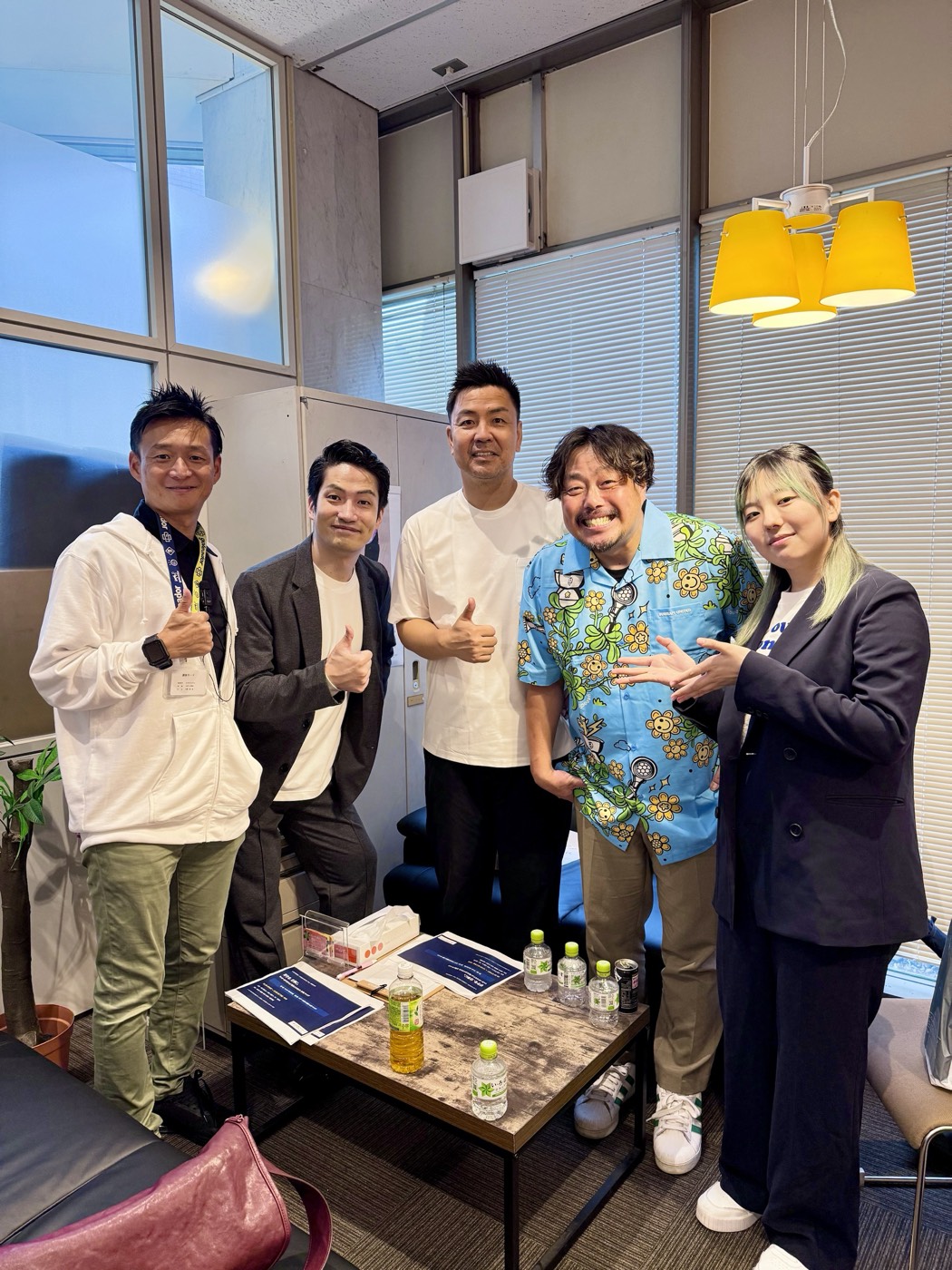 イベント終了後、登壇者・MC・運営スタッフで撮影した集合写真